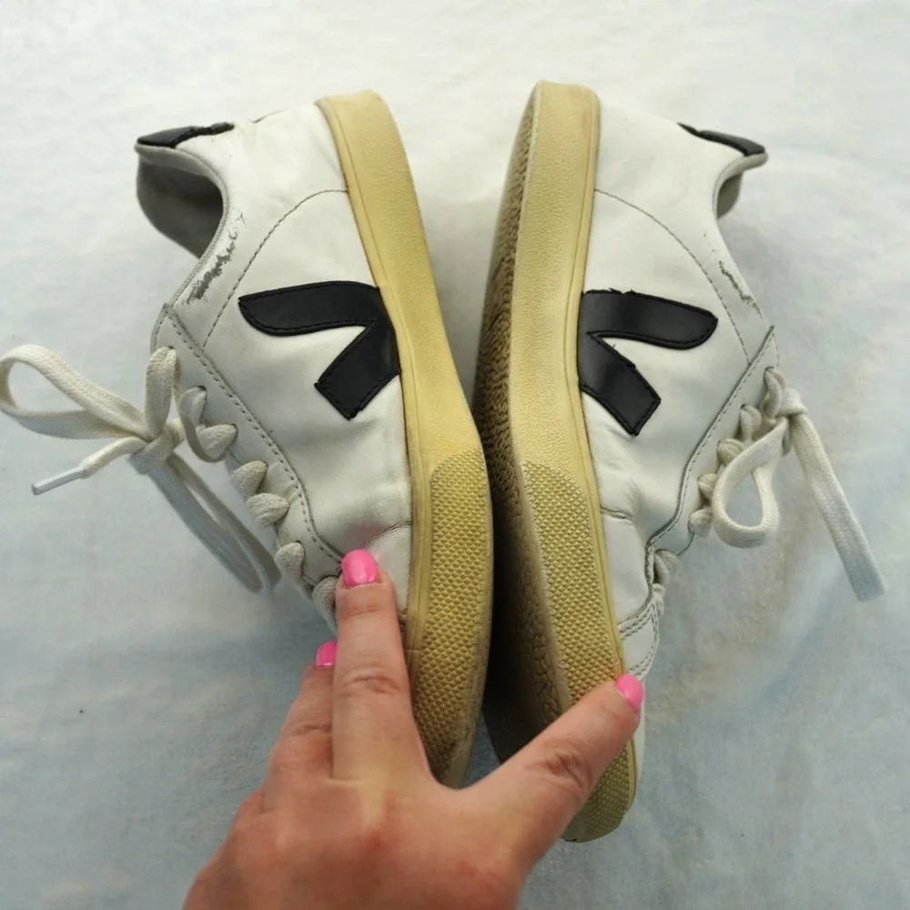 Veja brand model